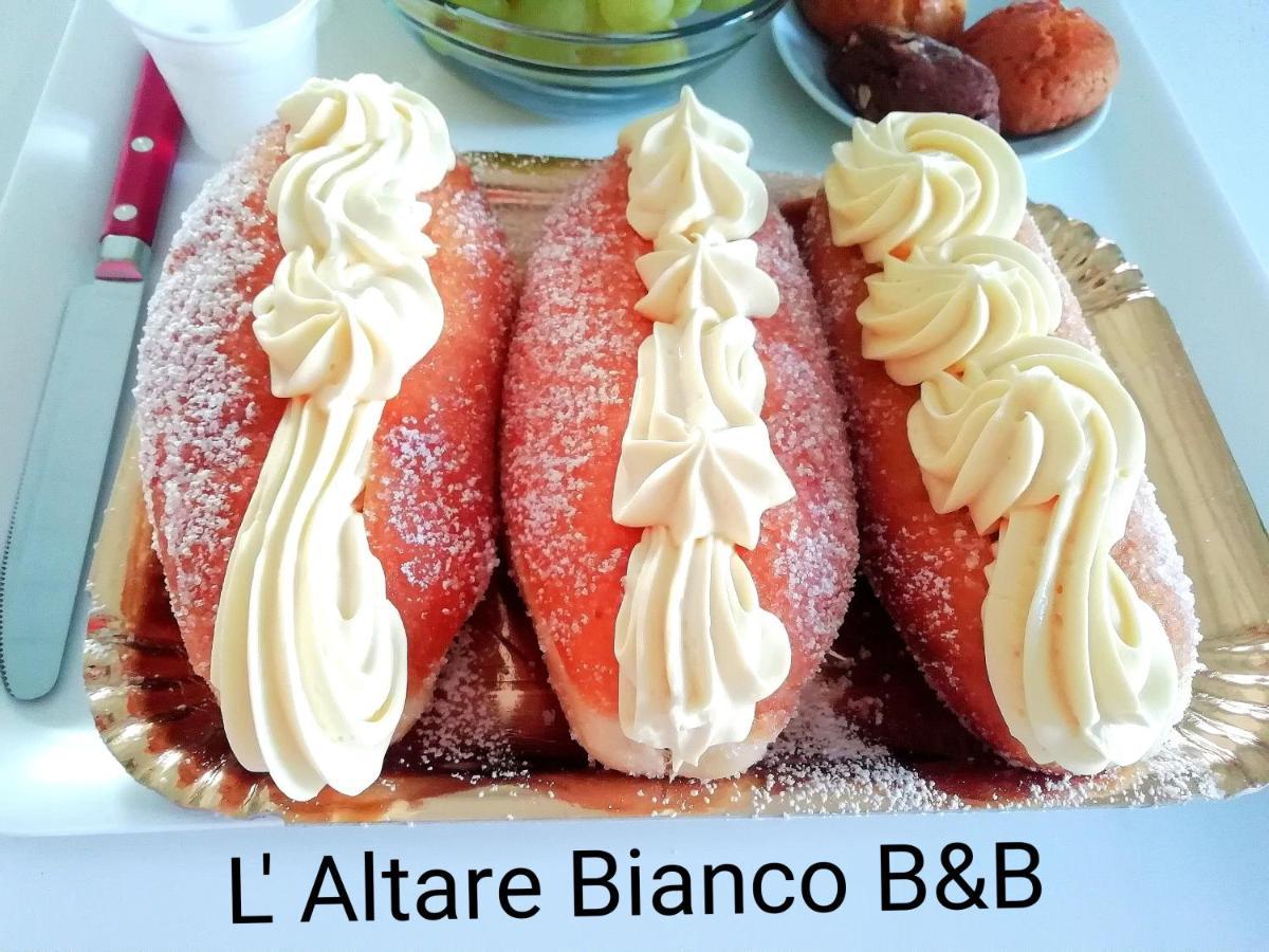 B&B L'Altare Bianco Весте Екстериор снимка